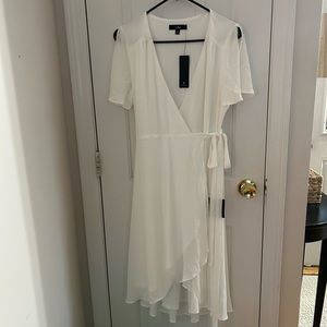 White lulus wrap dress